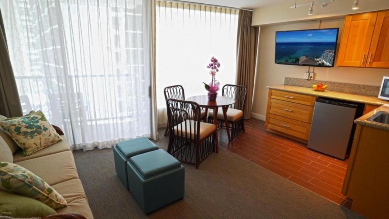 Private Condos In Waikiki, Private Car Rental Included, Beach Gear And Camping Gear ホノルル エクステリア 写真