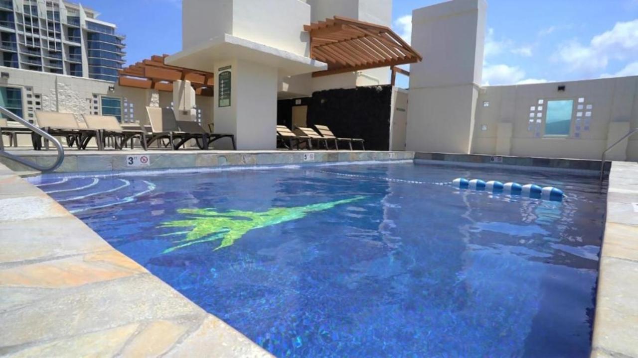 Private Condos In Waikiki, Private Car Rental Included, Beach Gear And Camping Gear ホノルル エクステリア 写真