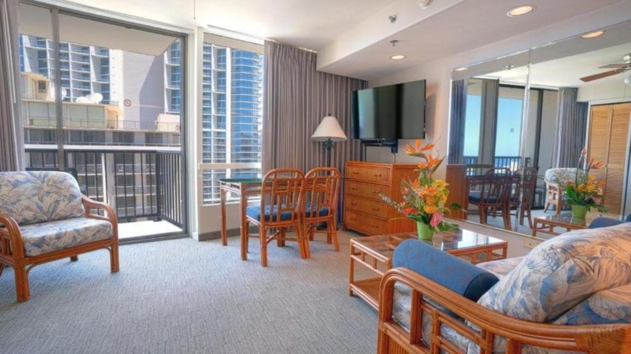 Private Condos In Waikiki, Private Car Rental Included, Beach Gear And Camping Gear ホノルル エクステリア 写真